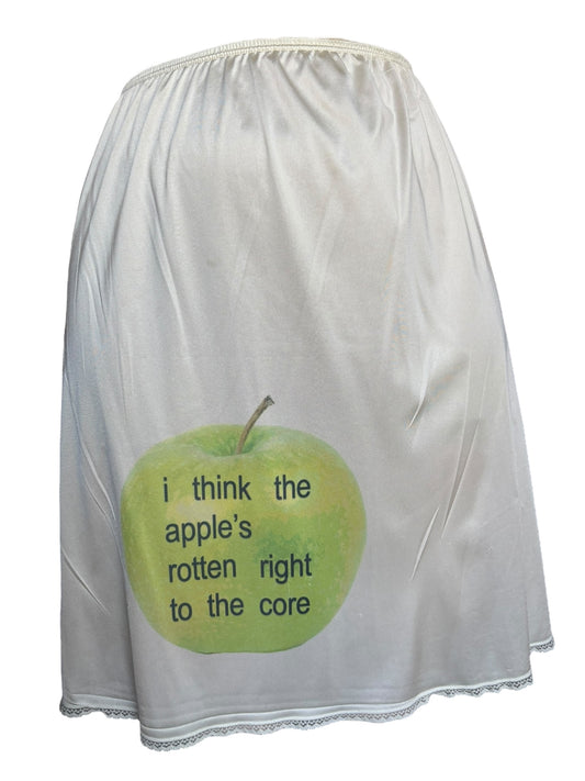 Brat Apple Skirt - S